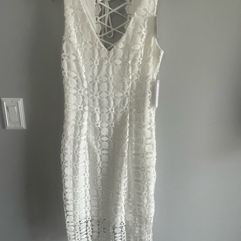 Elegant White Lace Dress